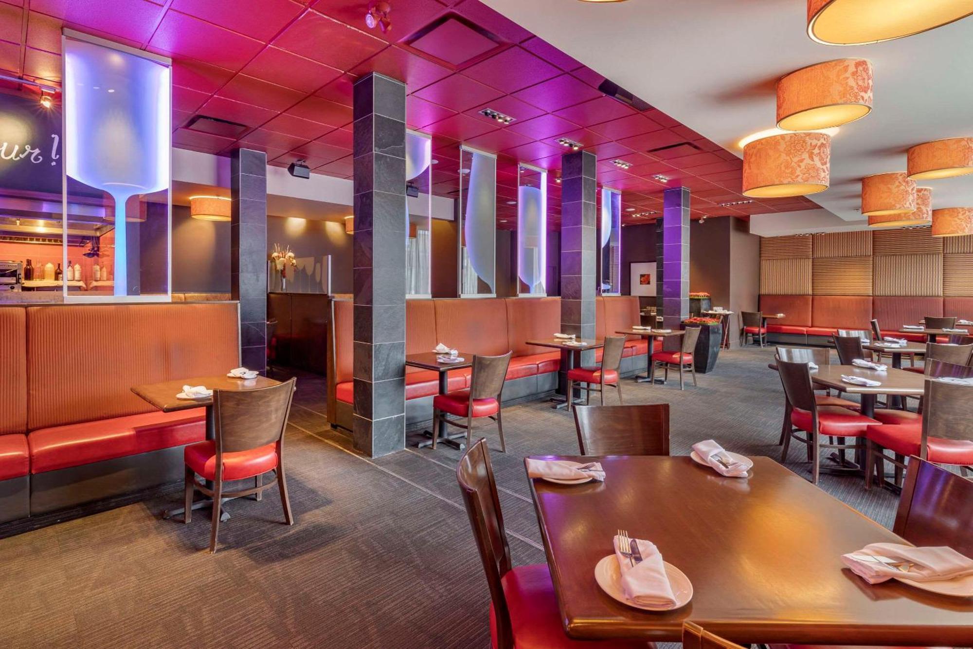 Le Noranda Hotel & Spa, Ascend Hotel Collection Rouyn Exterior foto