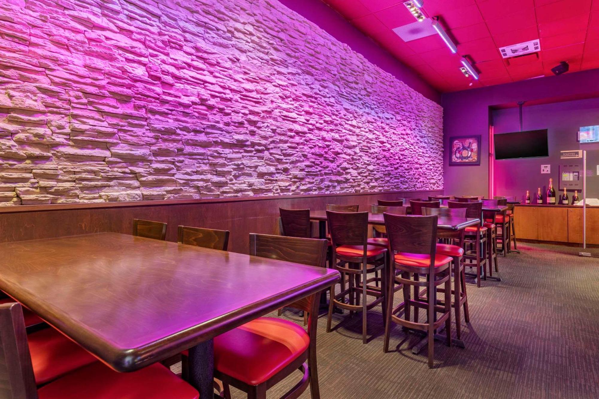 Le Noranda Hotel & Spa, Ascend Hotel Collection Rouyn Exterior foto