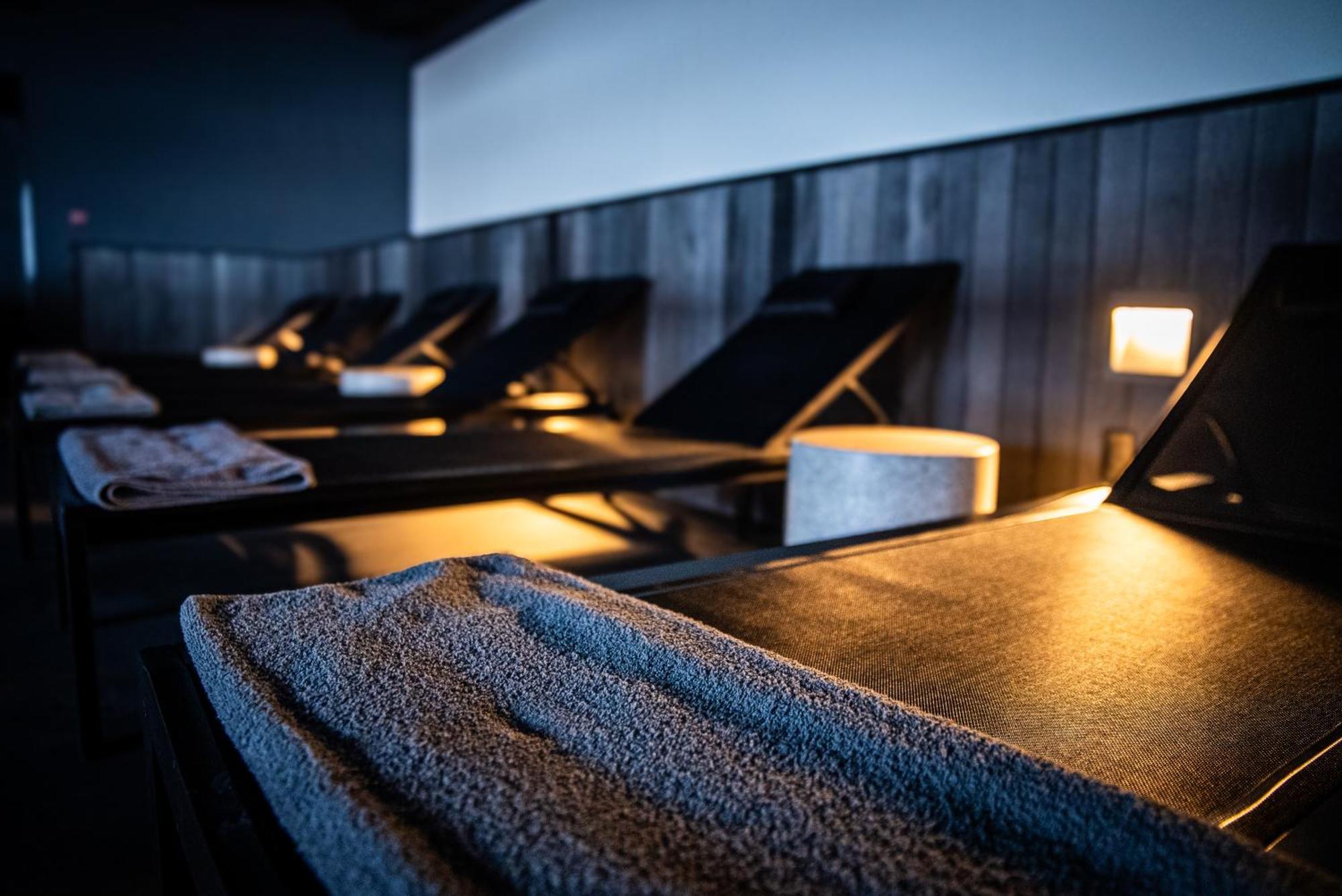 Le Noranda Hotel & Spa, Ascend Hotel Collection Rouyn Exterior foto
